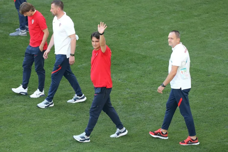 Olmo nije mogao izdržati, mnoge će odu&scaron;eviti ono &scaron;to napravio kad je na travnjaku ugledao  Hrvate