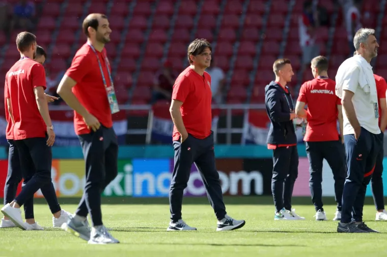 Olmo nije mogao izdržati, mnoge će odu&scaron;eviti ono &scaron;to napravio kad je na travnjaku ugledao  Hrvate