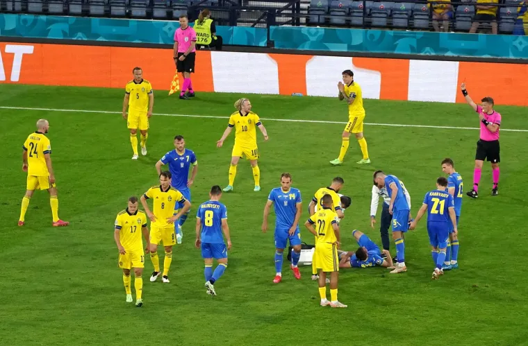 Nevjerojatno da je sudac za ovo prvo pokazao žuti karton