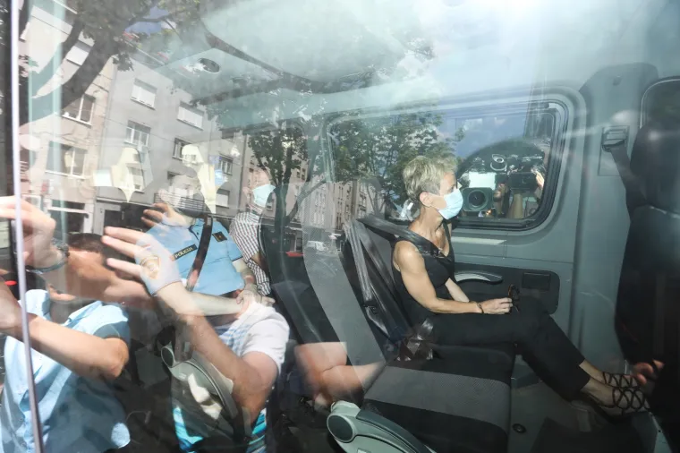 Privođenje osumnjičenih u prostorije USKOK-a