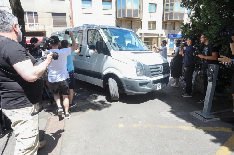 Privođenje osumnjičenih u prostorije USKOK-a