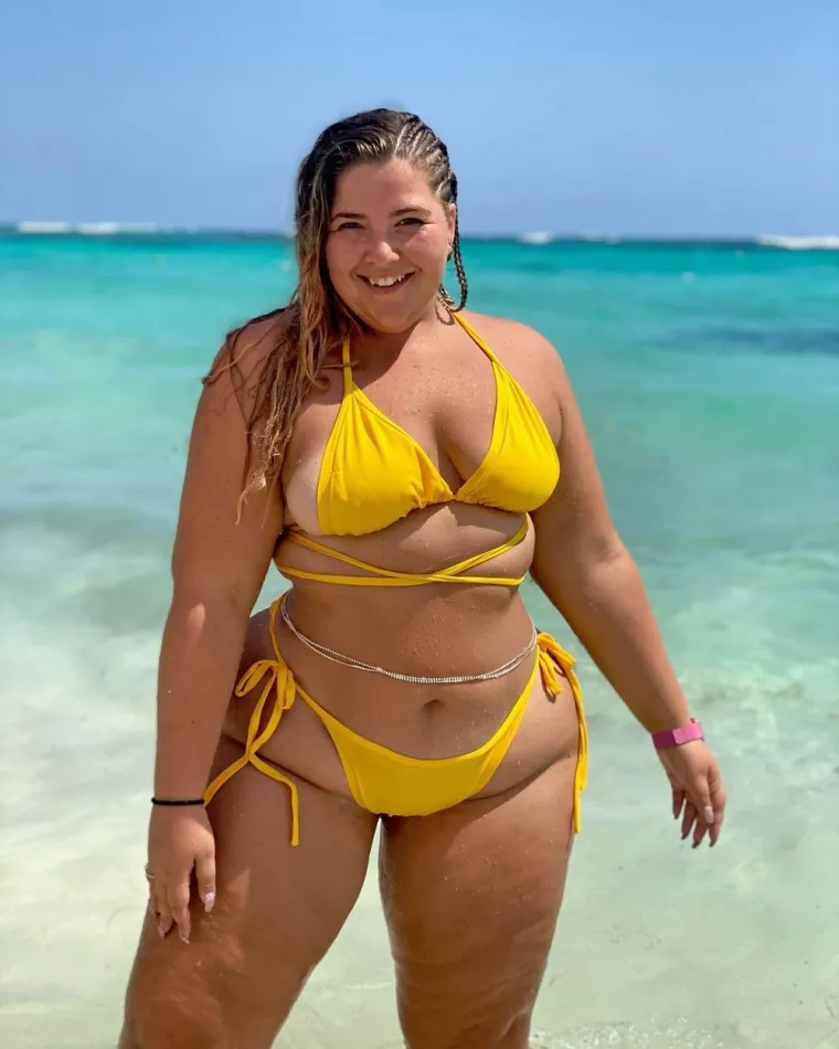 Roditelji su je cijeli život tjerali da smr&scaron;avi, a danas joj upravo plus-size obline donose kruh na stol