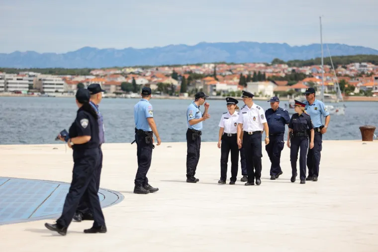 Zadarskoj policiji u ispomoć stigla policija iz Austrije, Mađarske i Poljske
