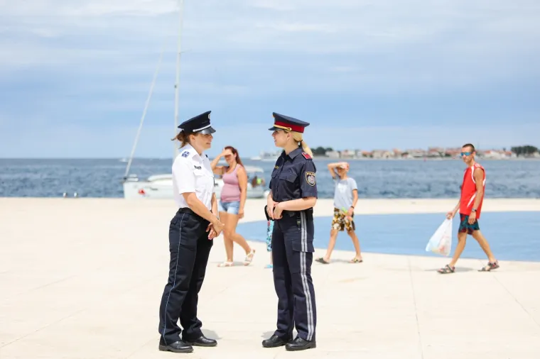 Zadarskoj policiji u ispomoć stigla policija iz Austrije, Mađarske i Poljske