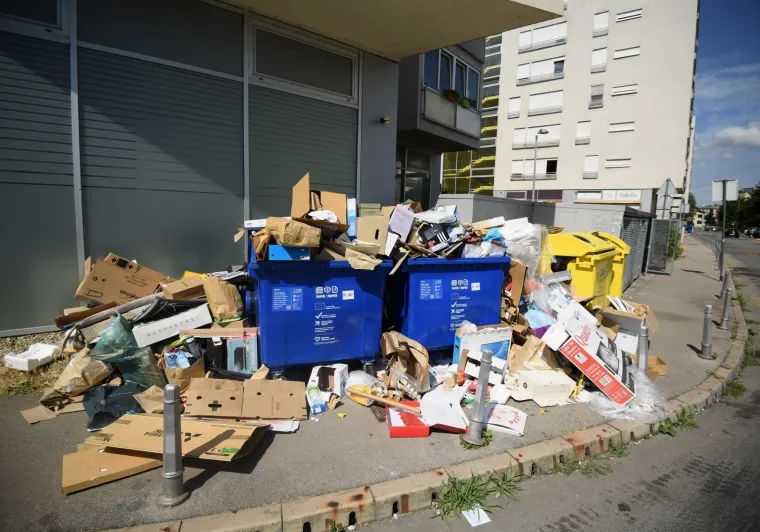 Novi gradonačelnik, stari problemi: Glavni grad Hrvatske zatrpan smećem