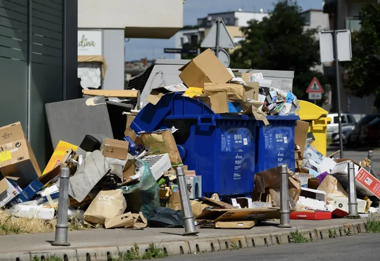 Novi gradonačelnik, stari problemi: Glavni grad Hrvatske zatrpan smećem