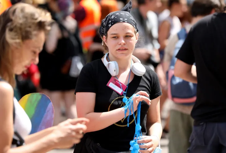 Započelo je okupljanje prije početka povorke ponosa pod sloganom 'Prajd zauvijek'