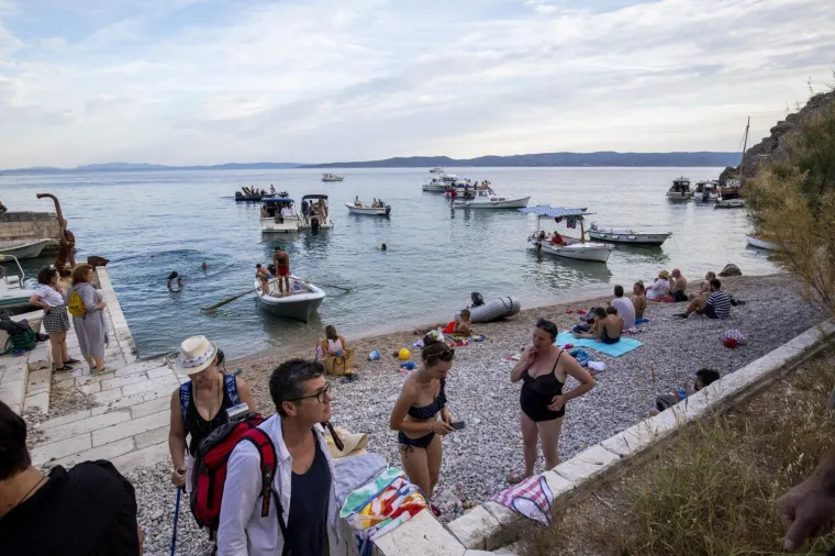 Mnogi poznati na Festivalu bespravne gradnje: 'Kome smeta hrvacki asvalt?'