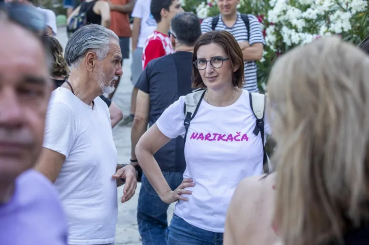 Mnogi poznati na Festivalu bespravne gradnje: 'Kome smeta hrvacki asvalt?'