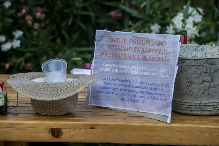 Mnogi poznati na Festivalu bespravne gradnje: 'Kome smeta hrvacki asvalt?'