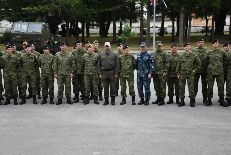U Poljsku ispraćen 8. vojni kontigent: Od 80 pripadnika Hrvatske vojske, &scaron;est je žena