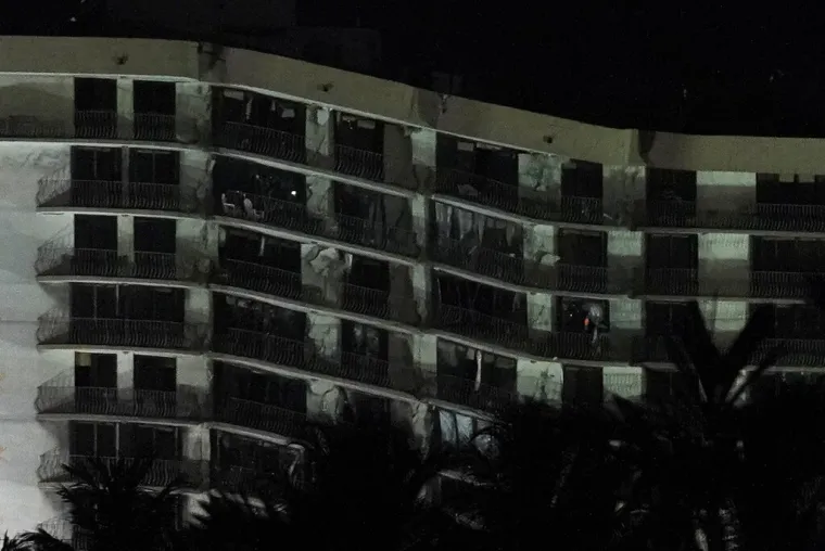 Eksplozivom sru&scaron;ili do temelja stambeni kompleks prije dolaska oluje! Jo&scaron; se traga za vi&scaron;e od sto nestalih