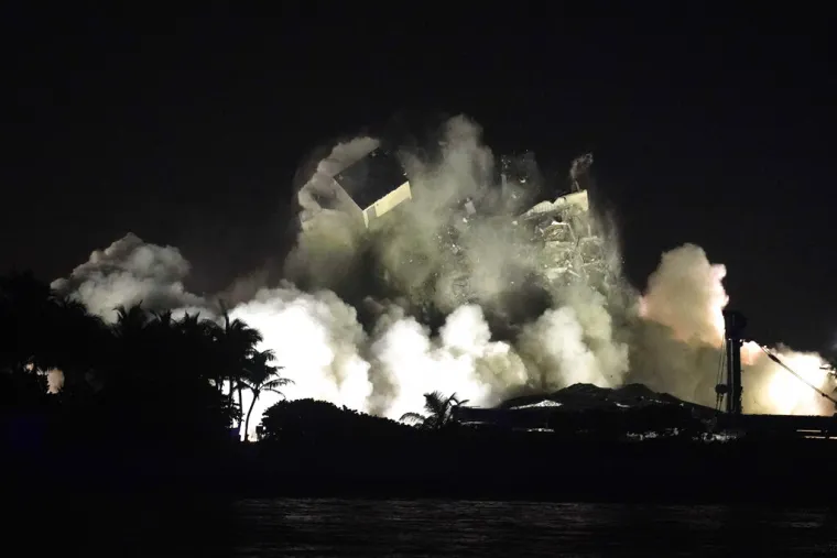 Eksplozivom sru&scaron;ili do temelja stambeni kompleks prije dolaska oluje! Jo&scaron; se traga za vi&scaron;e od sto nestalih