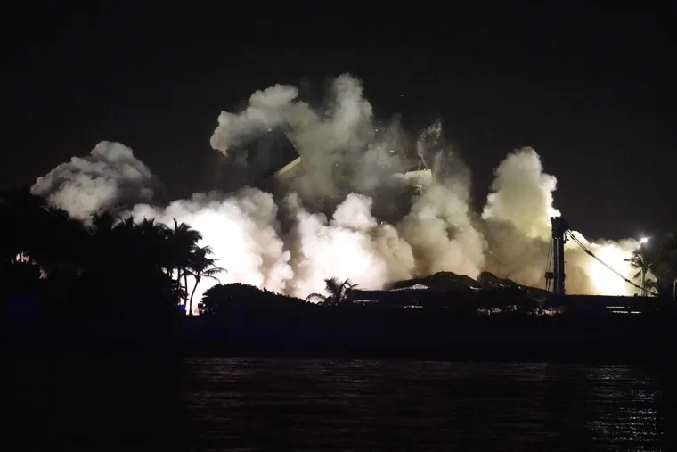 Eksplozivom sru&scaron;ili do temelja stambeni kompleks prije dolaska oluje! Jo&scaron; se traga za vi&scaron;e od sto nestalih