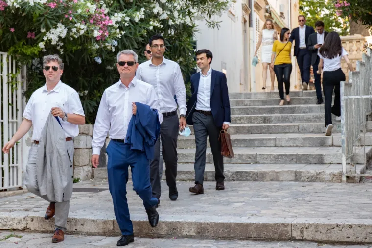 Konferencija Rimca i poslovnih partnera u Dubrovniku pod budnim okom osiguranja: Pogledajte tko je sve do&scaron;ao na tvrđavu Lovrijenac