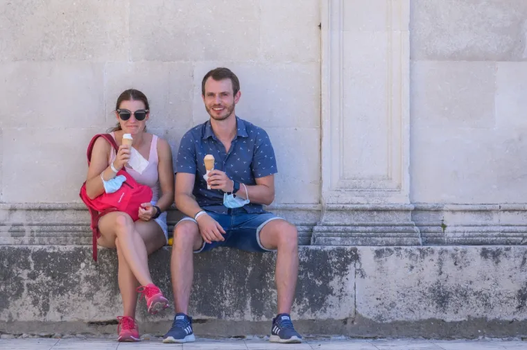 &Scaron;to bi rekao Mujo, samo da ne padne snijeg pa da ga moramo na ove vrućine bacati