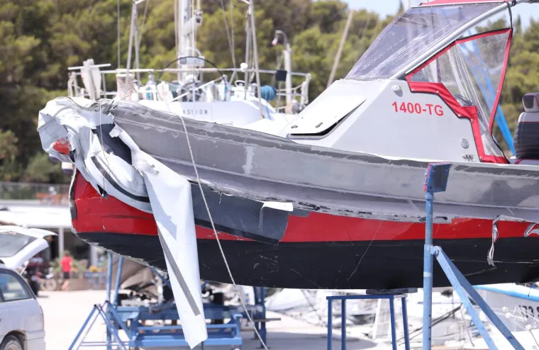 Izvučen je brod koji je sudjelovao u sinoćnjoj pomorskoj nesreći u tjesnacu Splitska vrata