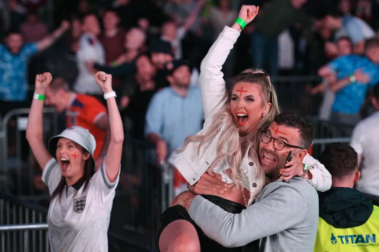 Scene kakve Engleska ne pamti: Samo pogledajte ovo i bit će vam jasno o čemu pričamo