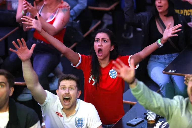 Scene kakve Engleska ne pamti: Samo pogledajte ovo i bit će vam jasno o čemu pričamo