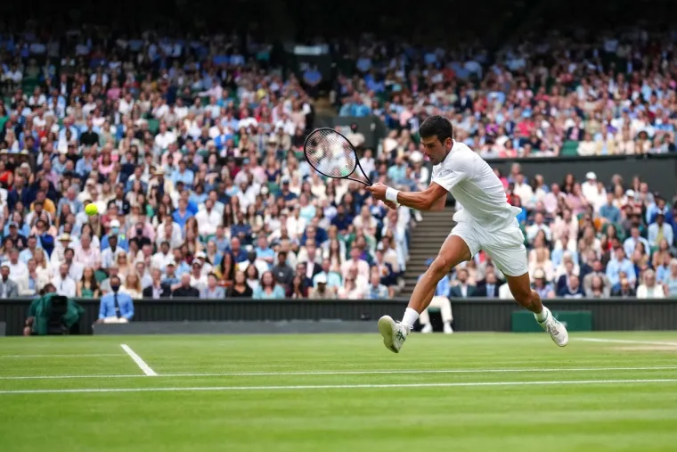 Genijalni Nole u jednom trenutku se potrgao, pa nakon pobjede priznao: 'Denis je bio bolji od mene u prva dva seta'