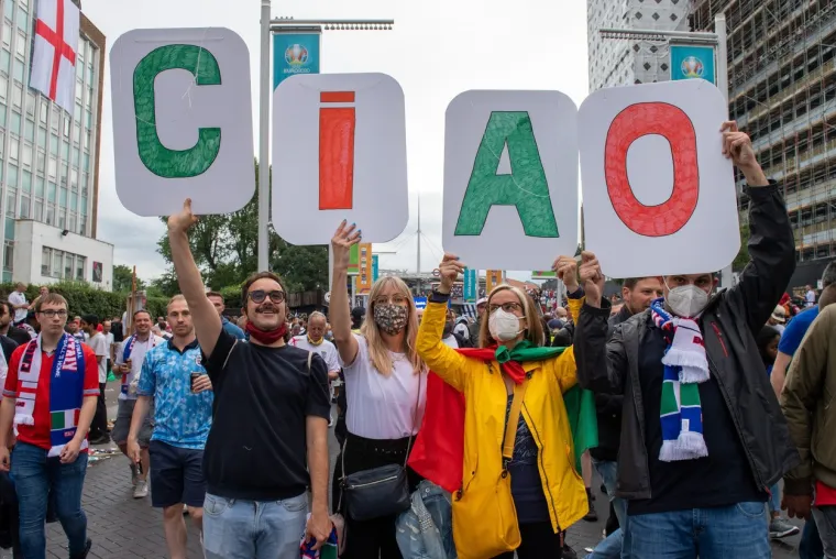 Engleska i Italija danas igraju finale Eura. Na Wembleyju je preko 50 000 Engleza i tek 10 000 &apos;domaćih&apos; Talijana. No, ti malobrojni su sigurni kako titula prvaka Europe odlazi u Rim.