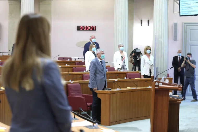 Jandroković prihvatio prijedlog Vidović Kri&scaron;to: Minutom &scaron;utnje odali počast žrtvama genocida u Srebrenici