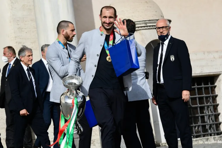 Nacija je u transu; Pogledajte ove prizore