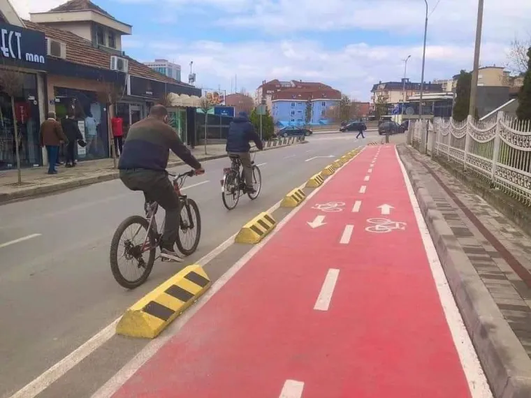 Pogledajte 70 urnebesnih 'simptoma' koji nedvojbeno ukazuju na to da ste okruženi Slavenima
