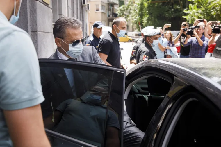 Imao krivotvorenu fakultetsku diplomu? Uhićen ravnatelj obavještajne službe BiH Osman Mehmedagić