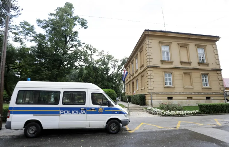 PNUSKOK pretresa urede u Gradskim grobljima Zagreb