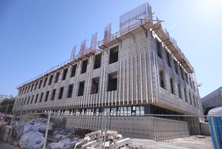 Ovo je moguće samo u Hrvatskoj! Inspekcija zabranila radove na zgradi suda radi nezakonite gradnje