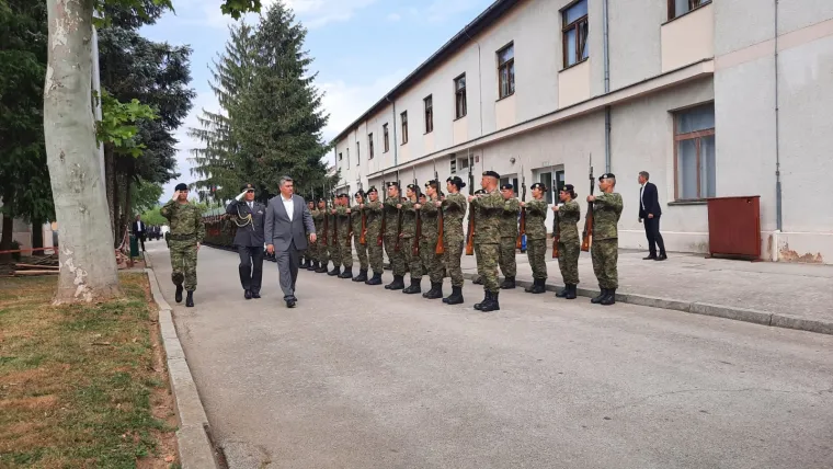 Predsjednik u Požegi na polaganju prisege 31. nara&scaron;taja ročnih vojnika