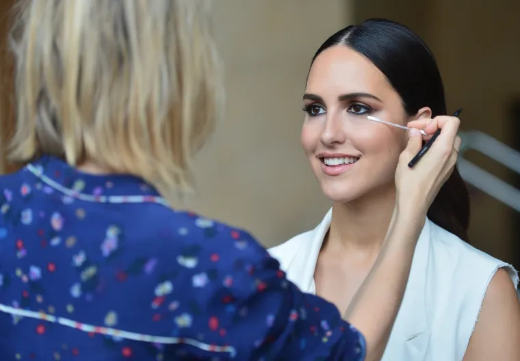 Ranije je na dru&scaron;tvenoj mreži dobivala kritike na račun izgleda. Lana je tada podijelila video u kojem ju je jedna djevojka nazvala debelom. 