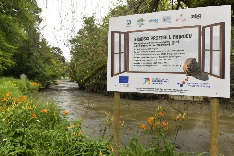 Počeli radovi u Maksimiru! Čistili mulj sa dna, a iz njega 'izronio' - stari bicikl!