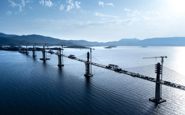 Fantastičan prizor: Pogledajte kako Pelje&scaron;ki most izgleda iz zraka