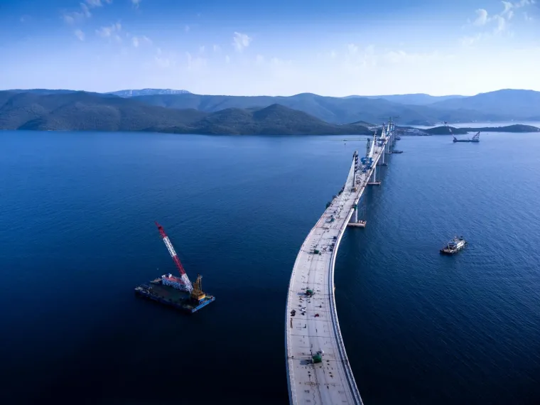 Pogledajte najnovije fotografije iz zraka Pelje&scaron;kog mosta - jo&scaron; malo pa gotovo!