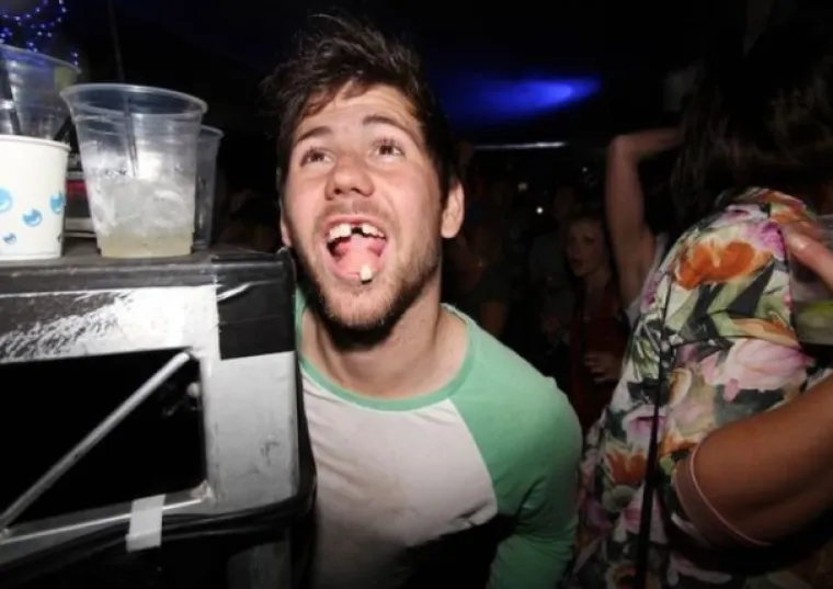 Tako je to izgledalo u vrijeme starog dobrog (ne)normalnog i jedva čekamo da Stožer kaže da se opet smijemo sramotiti