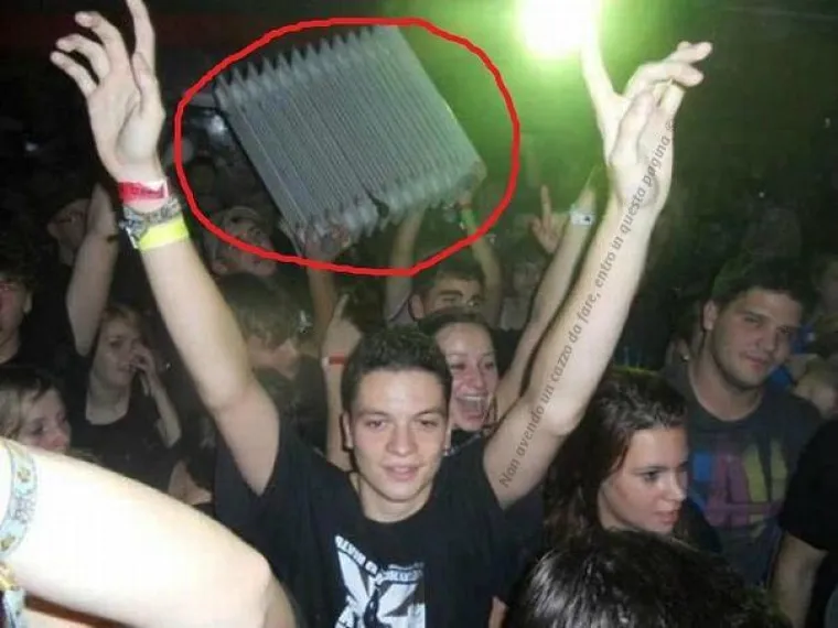 Tako je to izgledalo u vrijeme starog dobrog (ne)normalnog i jedva čekamo da Stožer kaže da se opet smijemo sramotiti