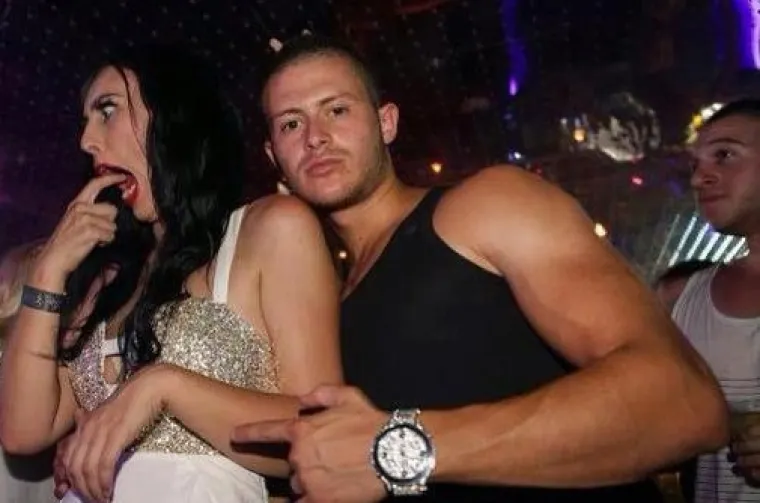 Tako je to izgledalo u vrijeme starog dobrog (ne)normalnog i jedva čekamo da Stožer kaže da se opet smijemo sramotiti