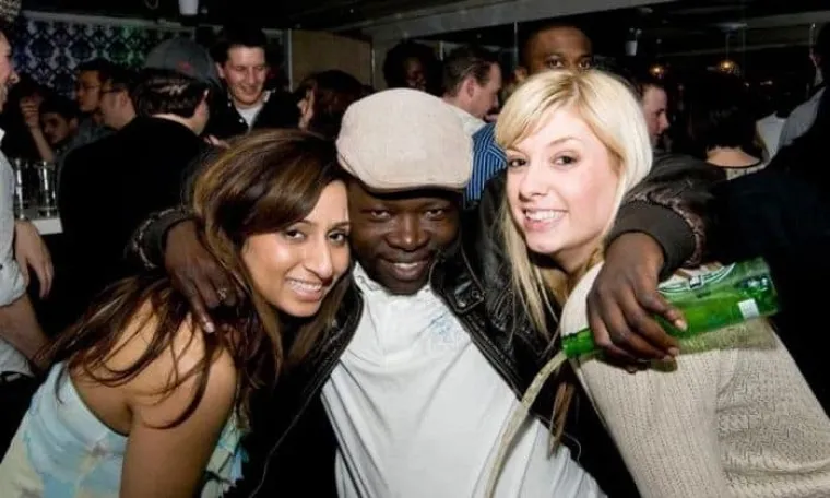 Tako je to izgledalo u vrijeme starog dobrog (ne)normalnog i jedva čekamo da Stožer kaže da se opet smijemo sramotiti