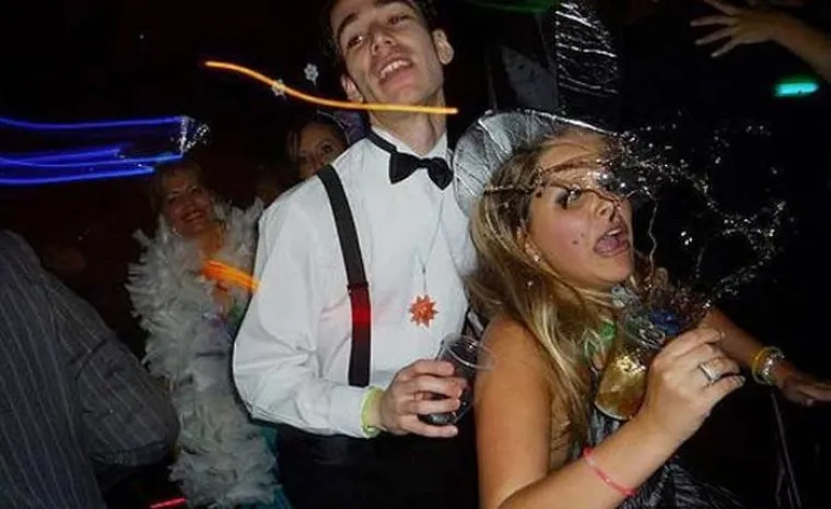 Tako je to izgledalo u vrijeme starog dobrog (ne)normalnog i jedva čekamo da Stožer kaže da se opet smijemo sramotiti