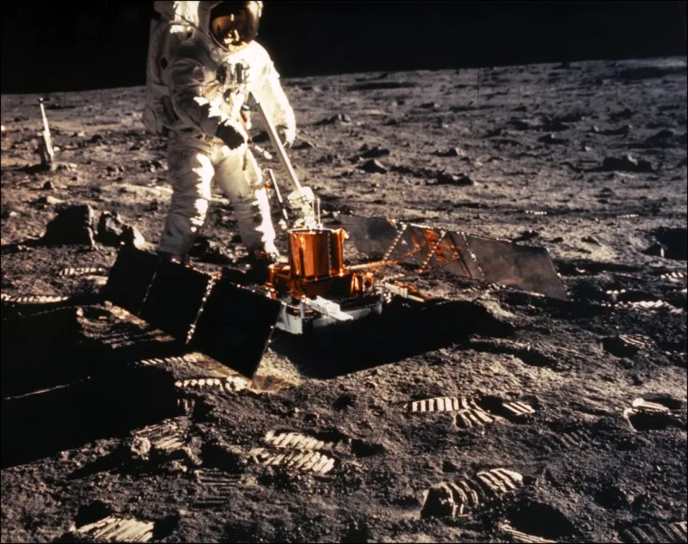 Na današnji datum prije 52 godine, Apollo 11 sletio je na Mjesec, a Neil Armstrong i Buzz Aldrin postali su prvi ljudi koji su hodali po drugom svemirskom tijelu.