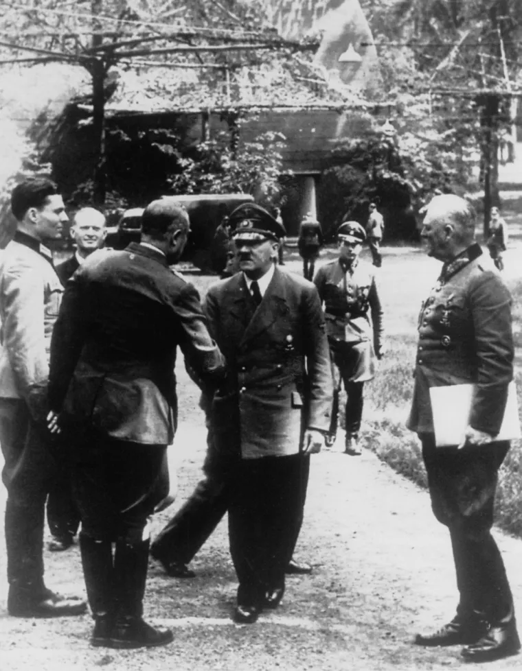 Čak su i zagriženi nacisti shvatili da F&uuml;hrer vodi Njemačku u propast: Odlučili su se na očajnički potez...