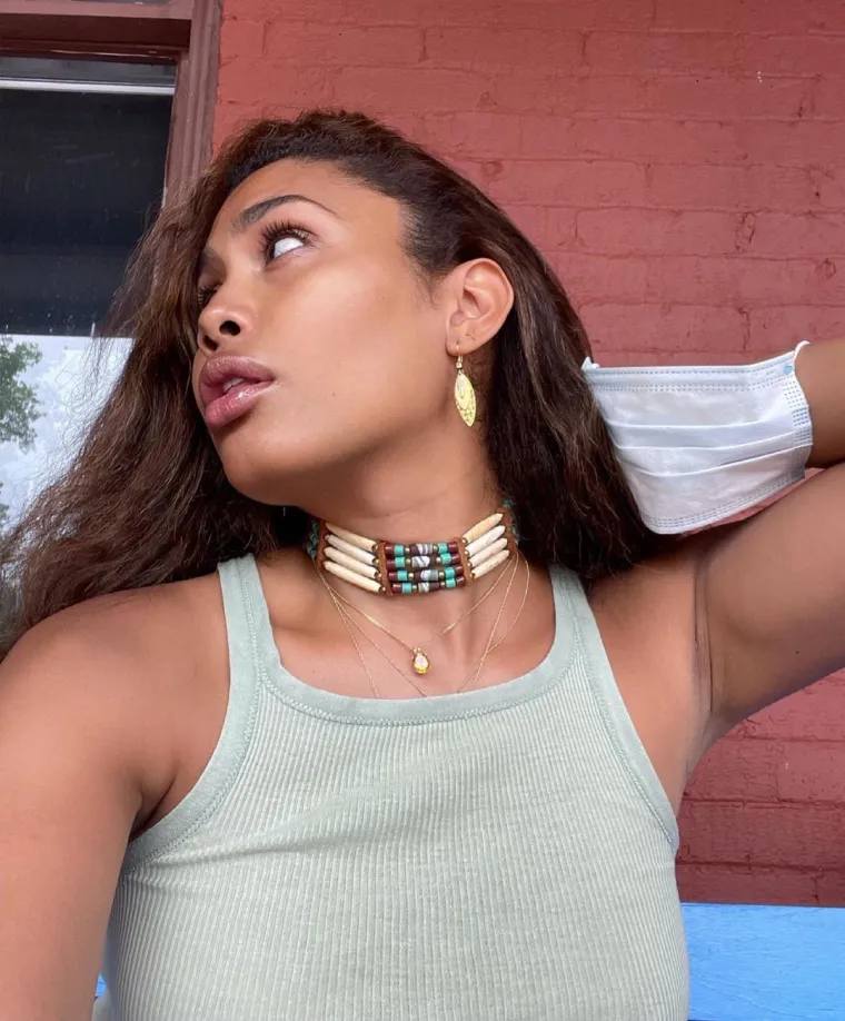 Upoznajte Leynu, egzotičnu ljepoticu čija je fotografija u kupaćem kostimu izazvala pažnju čitavog svijeta