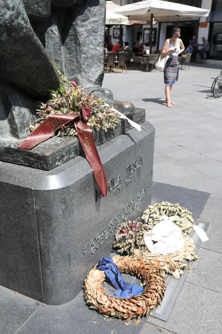 Tesla će biti na kovanicama eura, no koliko smo brižni prema izumitelju oslikava ova fotografija iz Zagreba