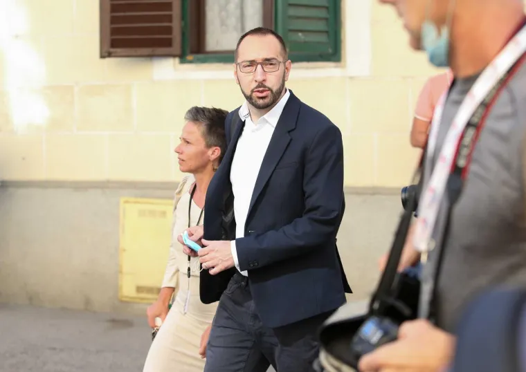 12. Grad Zagreb, Tomislav Tomašević (Možemo!) - Neto: 17.387 kn, Bruto: 26.903 kn