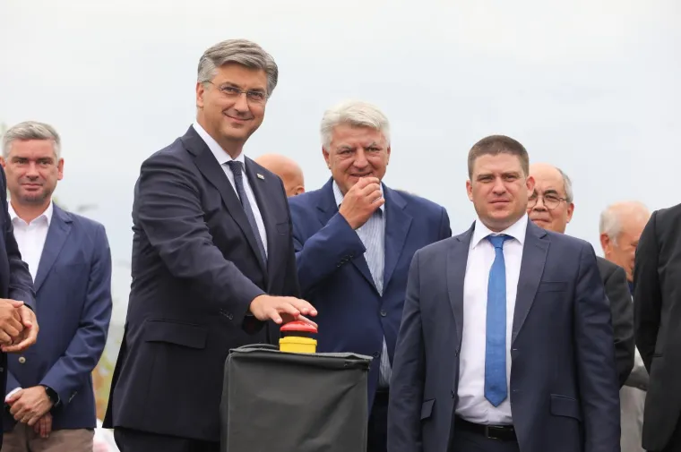 Pogledajte svečano otvorenje dionice Istarskog ipsilona od Cerovlja do Lupoglava