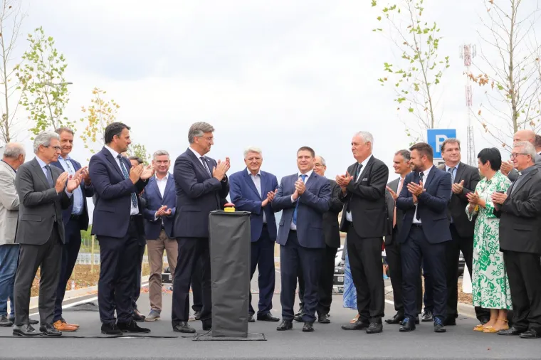 Pogledajte svečano otvorenje dionice Istarskog ipsilona od Cerovlja do Lupoglava