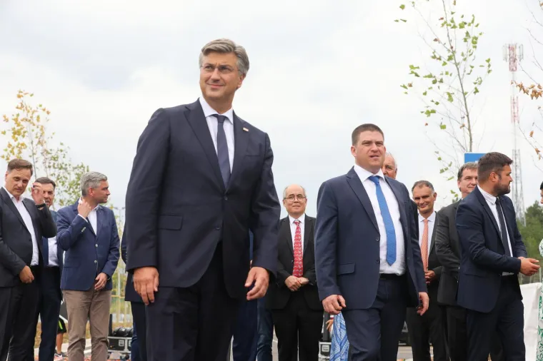 Pogledajte svečano otvorenje dionice Istarskog ipsilona od Cerovlja do Lupoglava