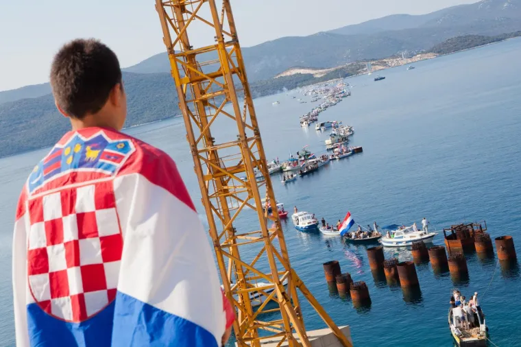 Čekali smo ga od 2009. i napokon je gotov: Pogledajte sve faze gradnje Pelje&scaron;kog mosta